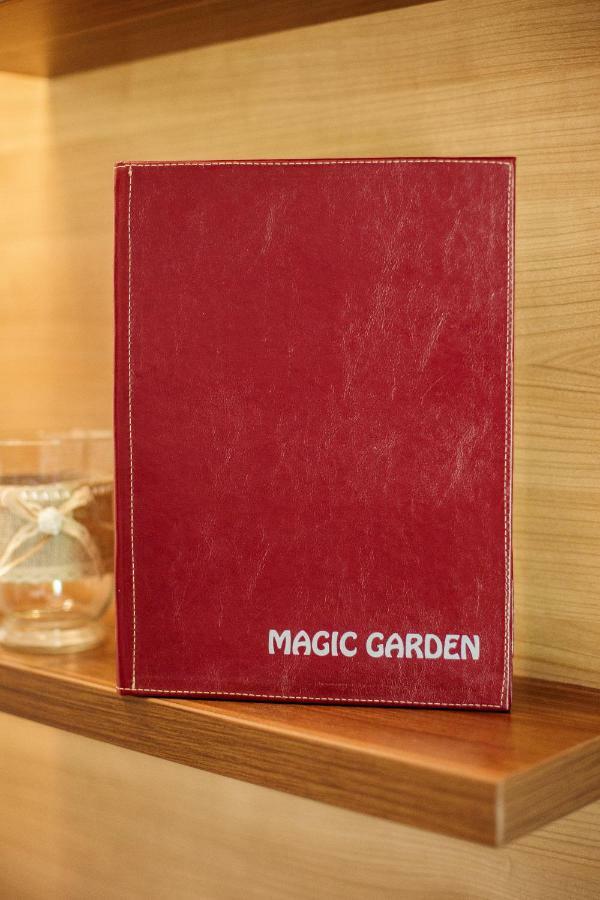 Hotel Magic Garden By Vladut Bacău Esterno foto